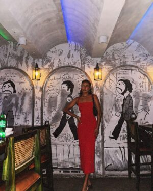 Rida Tharana Instagram - Red affair ✨✨
1st red dress : @kostume_county 
2nd : @aireblu_ 
3rd : @therok.force