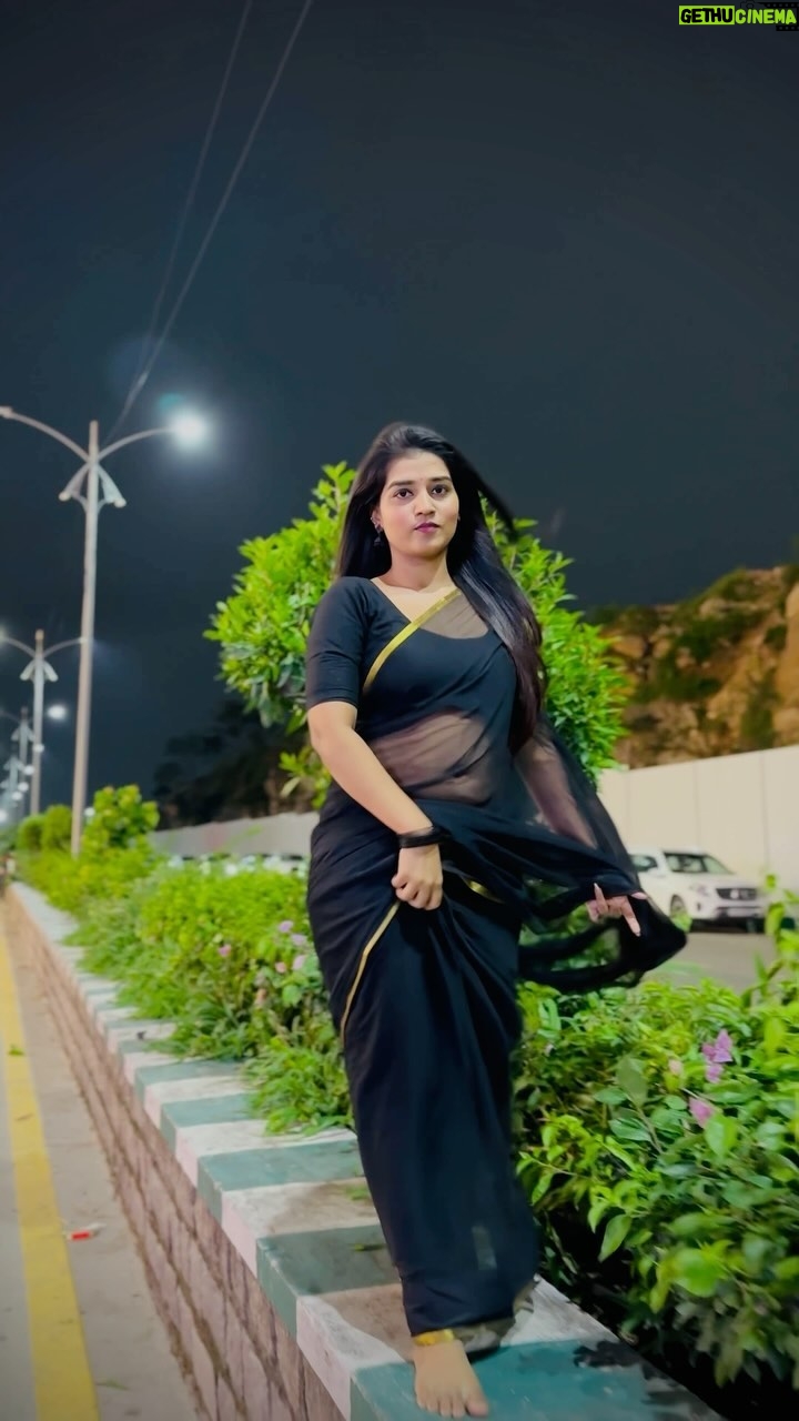 Most liked Instagram photo of Ridhi