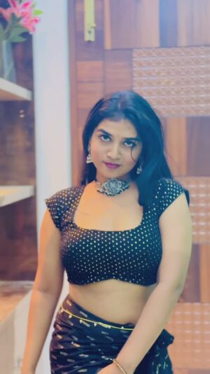 Ridhi Instagram - K I⚡️⚡️I K

#ridhi #ridhiofl #trendingreels#viralreels#explore#explorepage#black#kissik#pushpa#sreeleela#rashmika#alluarjun#reef2reef#loveislove