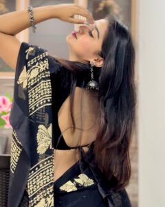 Ridhi Most Liked Photos and Posts