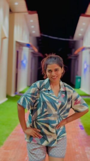 Ridhi Instagram - Ooo venkateshuuu…..#ridhi#ridi#trending#trendingreels #viral#viralvideos #viralreels #instagram#instadaily#instafeed#instalove#loveislove#feed#explore#explorepage#oovenkateshuu#folksongs#folkreels#telanganasongs
