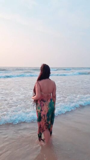 Ridhima Tiwari Instagram - #natasharajswari😌 #goabeaches❤️❤️ 
#instareels❤️ #instamood😍 #shootingstars