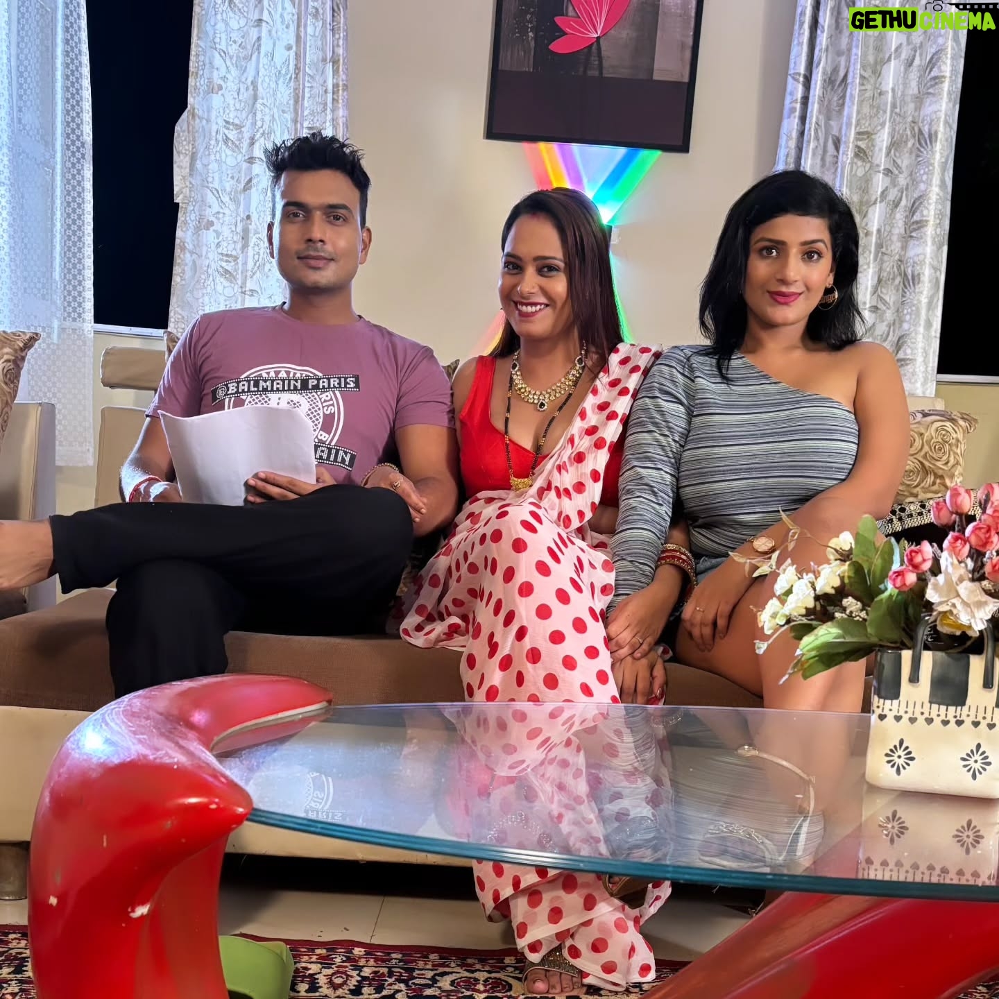 Ritu Rai - 5.7K Likes - Working mode with @saheliiapp