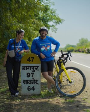 Ritu Rathee Instagram - Nagpur ❤️ We are coming tomorrow to meet you.
Khoob saara pyaar leke aana apne Dhoni Sir ke liye..
#DeshKaDhoni reaches #Nagpur