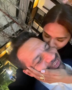 Ritu Rathee Instagram - Aaj bhi date nights are the best nights.
Highly recommended for couples with kids…. 😜😎 #flyingbeast #pilotvlogger #pilotmother👩🏻‍✈️❤️✈️