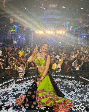 Riva Arora Instagram - All about garba night!!🤍 grateful 🤭🤝
.
#riva #rivaarora #rivarora #deepakjoshi