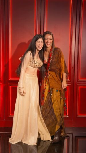 Riva Arora Instagram - Vibing with @tripti_dimri 🤍♥️
#riva #rivarora #rivaarora #dance