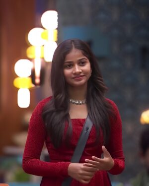 Sachana Namidass Instagram - Comment “pp” and get this beautiful skirt with crop top link❤️‍🔥

Sachana is effortlessly stunning in our Neerja crop top and skirt😍a look that’s as unforgettable as she is 🫶🏻