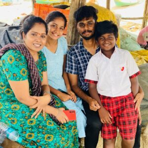 Sachana Namidass Instagram - I am so happy to be a part of this film and to have the opportunity to work with such a talented team. My heartfelt thanks to James Vansanthan sir for entrusting me with this role.❤️

#tamilmovie #upcomingfilm #instagram #cinema #film