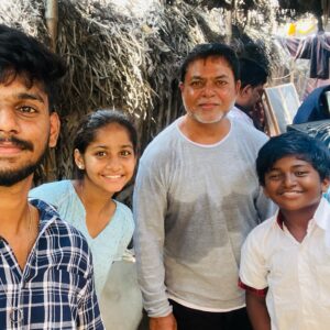 Sachana Namidass Instagram - I am so happy to be a part of this film and to have the opportunity to work with such a talented team. My heartfelt thanks to James Vansanthan sir for entrusting me with this role.❤️

#tamilmovie #upcomingfilm #instagram #cinema #film