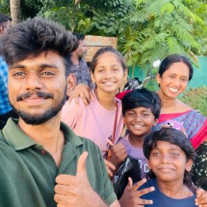Sachana Namidass Instagram - I am so happy to be a part of this film and to have the opportunity to work with such a talented team. My heartfelt thanks to James Vansanthan sir for entrusting me with this role.❤️

#tamilmovie #upcomingfilm #instagram #cinema #film