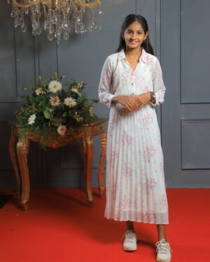 Sachana Namidass Instagram - Heartly congratulations 💐 @sachana_official_ for winning SENSATIONAL CHILD ARTIST OF THE YEAR

Thanks to Title Sponsor @dermijan

Co Sponsor @madraaskaaram

Powered by @dnv_infra_vision @impress_decors

Venue Partner @lrmcmaamd #kayal

Photography Partner @clickfactory_photography

digital partner @cineulagamweb @ibcmangai

Magazine Partner @provoke_lifestyle

Print partner @dinakural_official @southern__mail

Radio Partner @radiocitytamil_

Publicity Design Partner @graphicrew2023

Supporting Partner @jfx_production_official @loomtown_official @black_magic_sfx @citadel_drive

Event organiser @fab_by_faiza @abdul_fab_events

#fabawards #awardnight #celebrities #winning #decor
#eventplanner #fabevent #fashion
