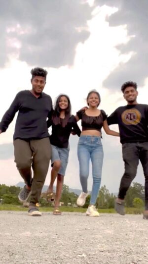 Sahasra Honey Instagram - POV u are wid ur frnds in ARAKU VALLEY⚡️✨
#arakuvalley #andhrapradesh #frnds