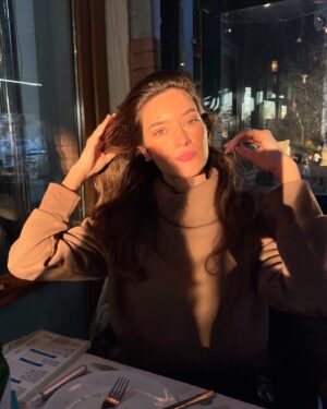 Sanem Babi Instagram - ben, ben, ben ve ben 👻