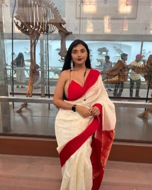 Sannati Mitra Instagram - In our culture, saree is such a cloth that you can wear to show your body and also hide your body.

#sarees #saree #sareelove #fashion #sareelovers #onlineshopping #sareesofinstagram #ethnicwear #sareeblouse #silksarees #sareefashion #silksaree #indianwear #sareeindia #handloom #silk #indianfashion #sareedraping #traditional #designersarees #sareecollection #india #sareelover #indianwedding #sareestyle #kurtis #kurti #wedding #lehenga #sareeblousedesigns