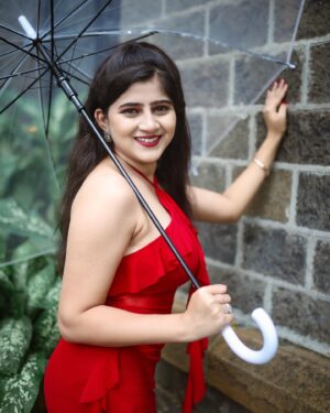 Sarika Salunkhe Instagram - Happy birthday to me 🎂😊❤️🌺