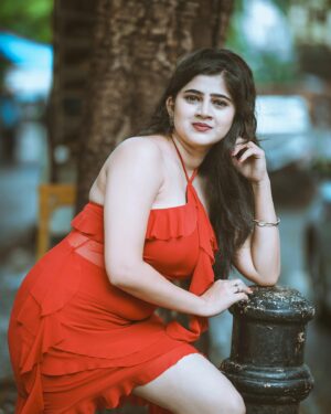 Sarika Salunkhe Instagram - स्त्री in Red ❤️☺️

#insta #instagood #influncer #instadaily #instagram #post #photo #photooftheday #photography #PinkichaVijayAso #StarPravah #shala #sarika4823 #satarkar #marathi #marathimulgi #marathilook #malhar #maharashtra_ig