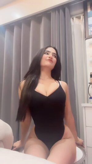 Sassy Poonam Instagram - Will delete soon🥰
.
.
.
#instagram