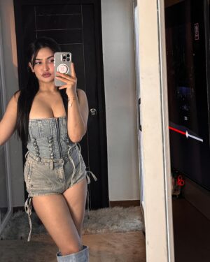Sassy Poonam Instagram - Use emojis.
.
.
#picoftheday
