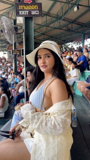 Sassy Poonam Instagram - 😌