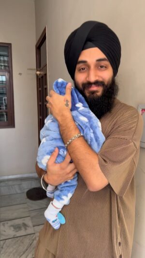 Sehaj Arora Instagram - Baby’s face will be revealed soon ❤️
Aap Log YouTube Channel Subscribe Kar Ke Rakhe 
#sehajaroragurpreet