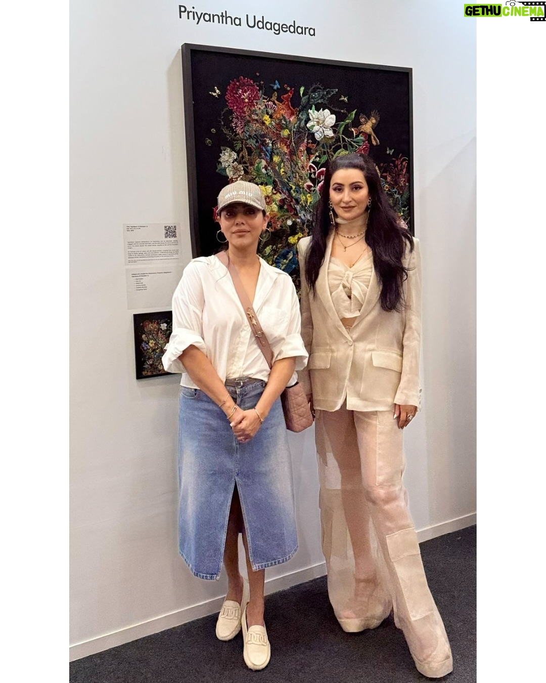 Shalini Passi - 28.4K Likes - A memorable round-up from Art Mumbai 2024 @artmumbaiofficial ! Our booth at Arches 3 & 4 was buzzing with art lovers and collectors exploring the magic of embroidered art.
Creatively Embroidered by Milaaya Art Gallery by Gayatri Khanna @msgayatriks
Presented by Shalini Passi’s @shalini.passi MASH @mash_india
Curated by Dr. Arshiya Lokhandwala @lakeerenn