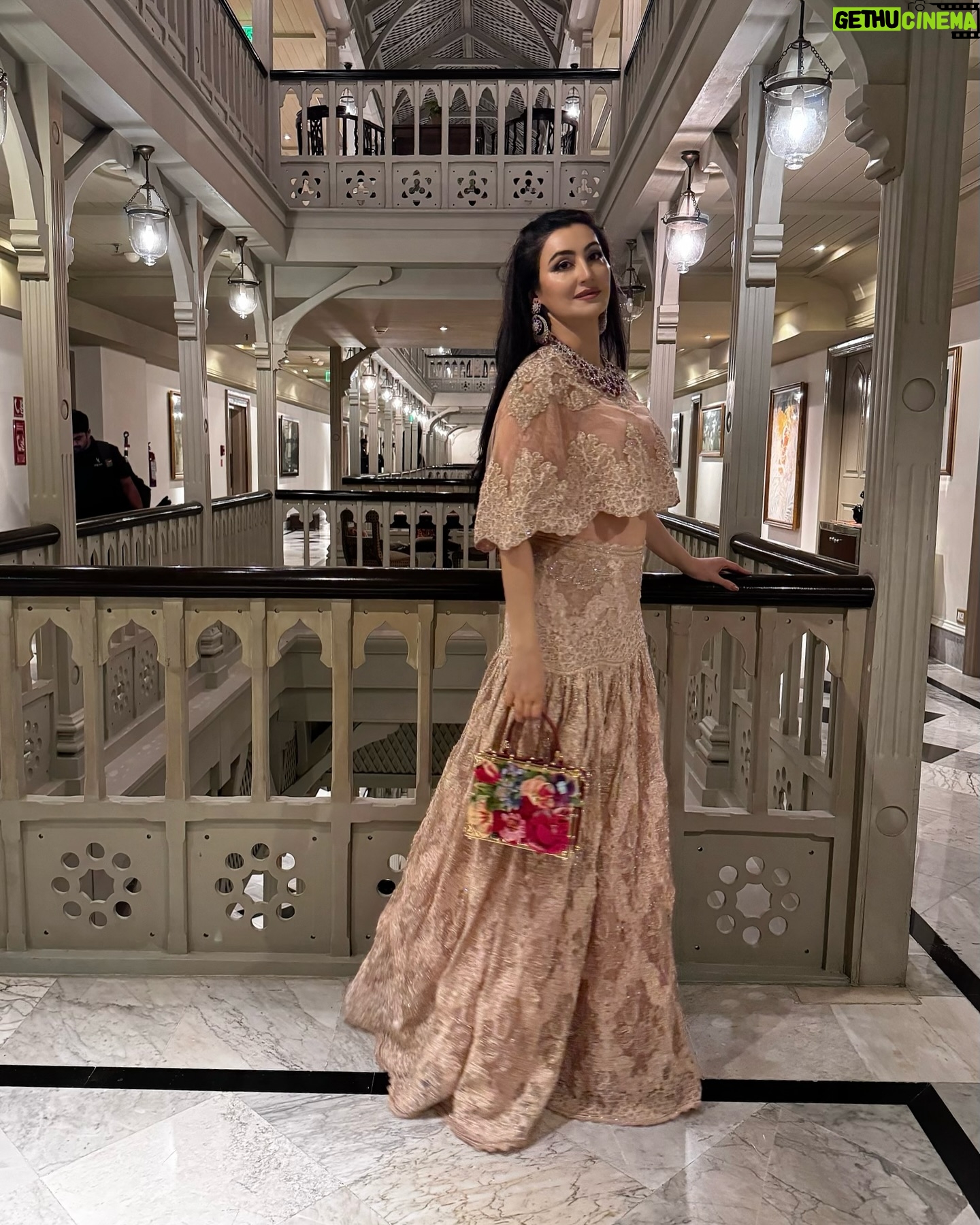 Shalini Passi - 53.8K Likes - November Wedding 🌺🌸🌺🌸🌺🌸
Personal wardrobe
- @roseroom__official