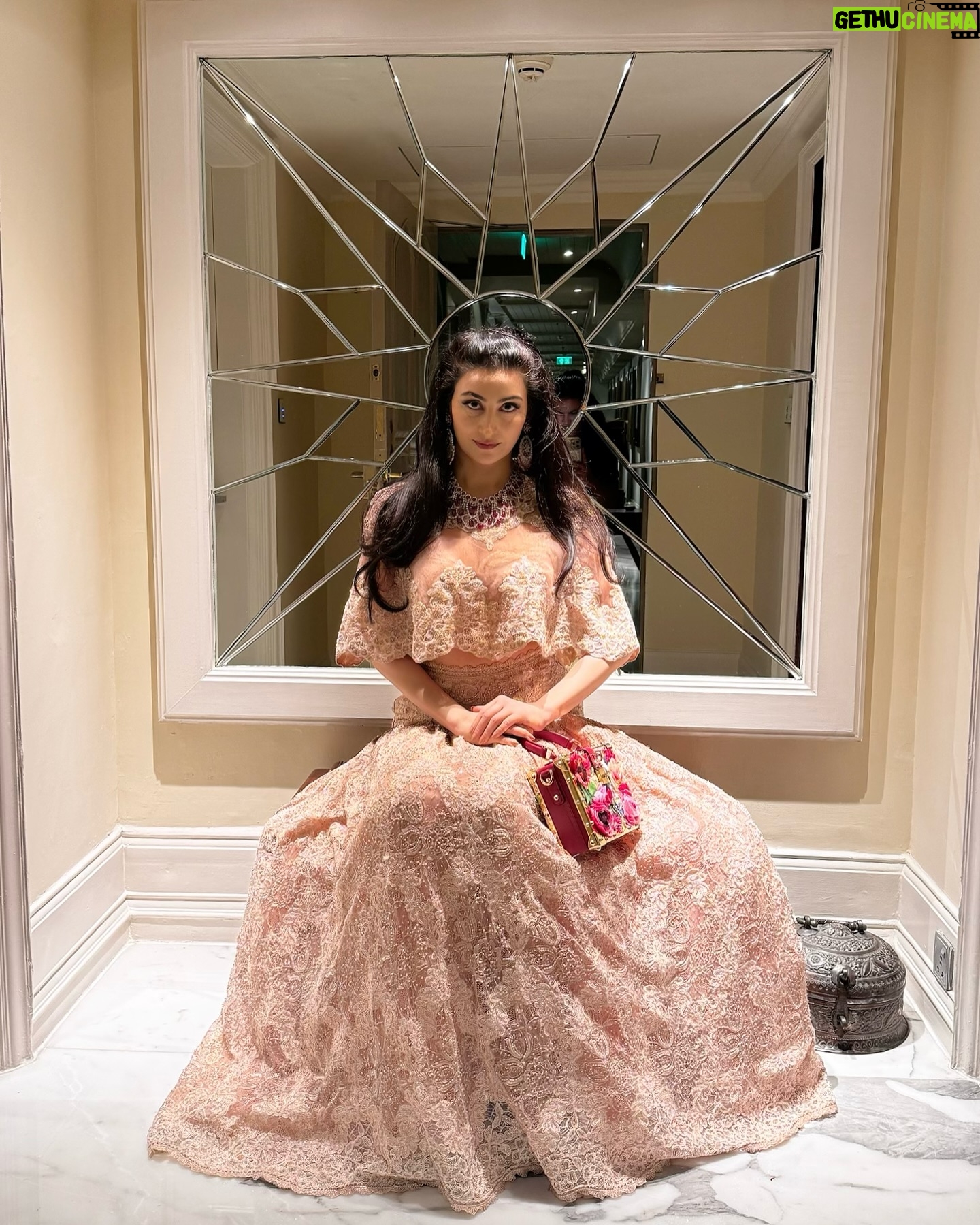 Shalini Passi - 53.8K Likes - November Wedding 🌺🌸🌺🌸🌺🌸
Personal wardrobe
- @roseroom__official