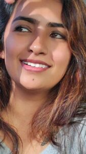 Actress Shalini SJ HD Photos and Wallpapers December 2024
