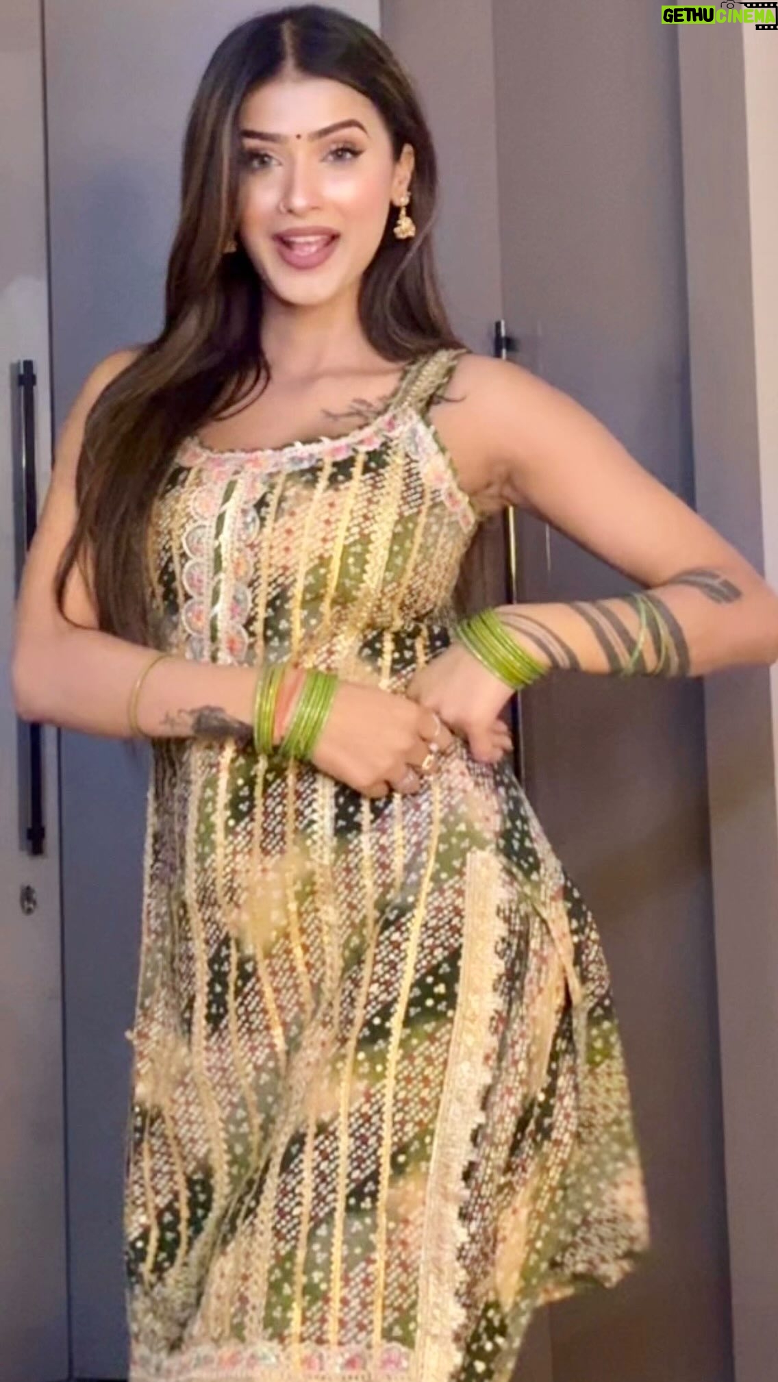 Shambhavi Singh - 324.7K Likes - Had to do this 💃👀💚
.
.
.
.
.
.
.
#reels #explore #dance #trending #fyp #explorepage #kaliactiva