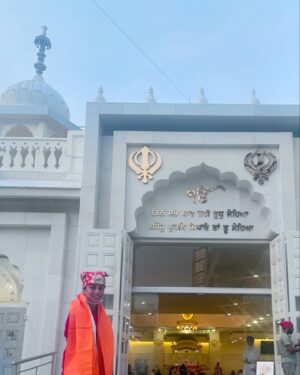 Sheetal Devi Instagram - Faith. Love. Trust... the pillars that held me strong. 

Many years back, my journey began with a simple prayer of faith. I return to this sacred place, filled with gratitude and prayers, to honor the infinite power that guided me on my path❤️ Keep believing in the good ❤️♾️