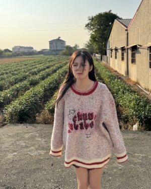 Shining Instagram - 回社頭充電🔋
帶了很多襪子&芭樂回家！
