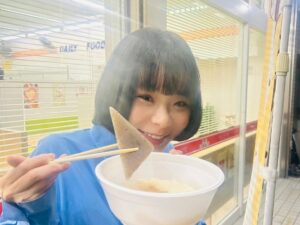 Shuri Instagram - #モンスター10話
ありがとうございました。
いろんなことがありました‼︎

写真ばらばらですみません🥲
いよいよ来週、最終回です😭！
どうぞよろしくお願いします。