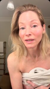 Actress Sienna Guillory HD Photos and Wallpapers May 2025