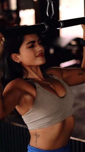 Simi das Instagram - 💪🏽
.
.
.
#reelsindia #fitness #fitnessjourney #lifestyle #gym #gymgirl #gymrat #gymmotivation #workout #workoutvideos #gymworkout #foryou #foryoupage
#explore #workoutvideo #viralreels #fitnessmodel