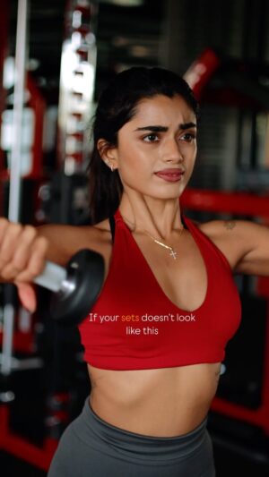Simi das Instagram - Your face says all 🗿
.
.
.
#gym #gymrat #gymgirl #gymlifestyle #gymmotivation #fitness #healthy #explorepage #viralvideos #girlswholift