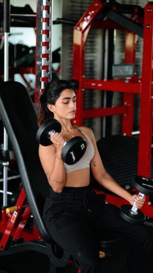 Simi das Instagram - ⚡️
.
.
#reel #trendingreels #gym #gymfreak #gymlife