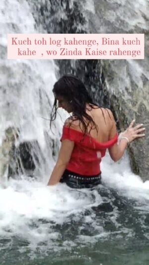 Simran Sahdev Instagram - Bina bole Zinda reh sakte ho?