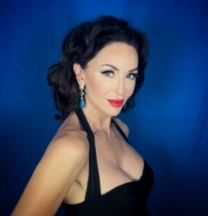 Sofia Milos Instagram - T I M E L E S S  B E A U T Y 
cannot be affected by changes in time, age , trends or fashion. 
Something to keep in mind  when creating a character .
#sofiamilos 

#actress #vintage #1960s  #timeless #beauty #oldworld #charm #timelesselegance #classicbeauty #brunette #selftape #actresslife #film #television #performance #role #casting #sag #tvseries