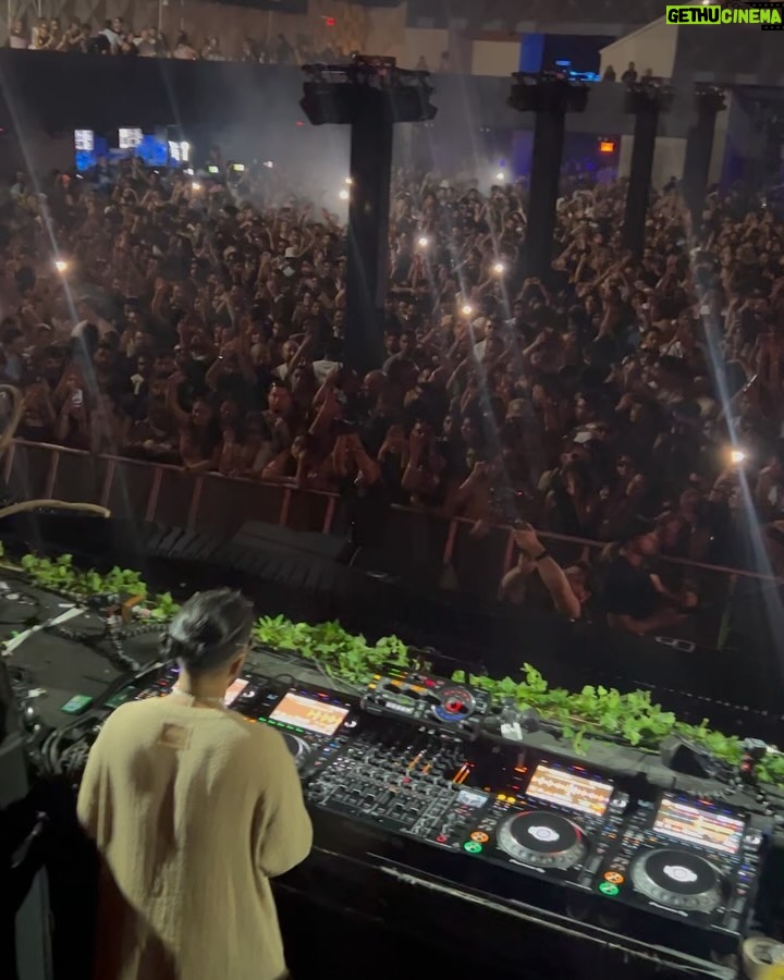 Sufi Malik - 19K Likes - summer is here! feels like forever since I vibed with my friends to my favorite kind of music. i don’t go out that often but trying to change that this summer. showed up with the baddies, we out here!!! thank you @kahanimusic for the amazing experience and playing chaiyya chaiyya 🪩
congrats the team @indo.warehouse for selling out
📸: @filmbynaz