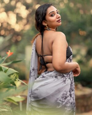 Suriya Praba Instagram - ❤️😘 
sponsored @dcinixpress 
  Photography @photamora__pictures 

#post #trending #suriyapraba #instagram #meta