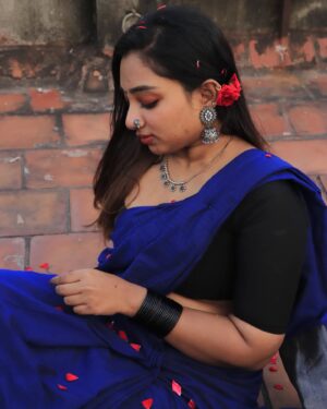 Suriya Praba Instagram - ❤✨🙈 sponsored @dcinixpress
  Pc @__.pikacho.__
  Saree @choose_deal