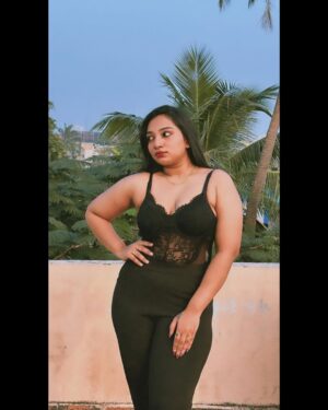 Suriya Praba Instagram - 🌸💋

#post #trending #suriyapraba #instagood #instagram