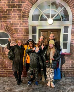 Susan Wokoma Instagram - Back in the @taskmaster womb for the @tmliveexperience in Canada Water 🇬🇧 ! 

Nope I didn’t win this time (again. QUELLE SURPRISE!!!) but did I really stand a chance without my sweet sweet Superkins @realsueperkins ?! 

We had such a ball and got to meet loads of TM fans to boot! So many joyous flashbacks (good and cringe 🍩) DO NOT MISS IT! 🍍 

(P.S Kids aged 9  are allowed entry with a responsible adult…which is why I brought my pal @stephdittmer along with our wee guests. Did you see me on that roadsweeper in ep 9 and the amount of TM crew I nearly killed???? Exactly ⚠️ )

:
:
:
:
:
:
:
:
:
:
:

:
:
:
:
:
:
:
:
:
:
:

#taskmaster 
#taskmasterseries16
#juilianclary #lucybeaumont #samcampbell #sueperkins #susanwokoma #gregdavies #littlealexhorne #channel4 #comedy 
#taskmasterliveexperience #30grandbaby #RADA #canadawater #chainbastard #forksandmarbles