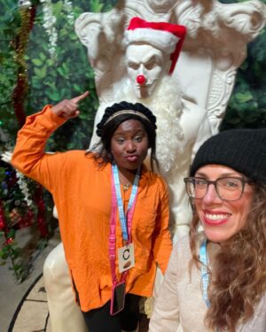 Susan Wokoma Instagram - Back in the @taskmaster womb for the @tmliveexperience in Canada Water 🇬🇧 ! 

Nope I didn’t win this time (again. QUELLE SURPRISE!!!) but did I really stand a chance without my sweet sweet Superkins @realsueperkins ?! 

We had such a ball and got to meet loads of TM fans to boot! So many joyous flashbacks (good and cringe 🍩) DO NOT MISS IT! 🍍 

(P.S Kids aged 9  are allowed entry with a responsible adult…which is why I brought my pal @stephdittmer along with our wee guests. Did you see me on that roadsweeper in ep 9 and the amount of TM crew I nearly killed???? Exactly ⚠️ )

:
:
:
:
:
:
:
:
:
:
:

:
:
:
:
:
:
:
:
:
:
:

#taskmaster 
#taskmasterseries16
#juilianclary #lucybeaumont #samcampbell #sueperkins #susanwokoma #gregdavies #littlealexhorne #channel4 #comedy 
#taskmasterliveexperience #30grandbaby #RADA #canadawater #chainbastard #forksandmarbles