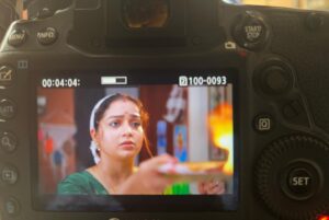 Sushma Nair Instagram - Today, we celebrate one incredible year as Vanmathi - my most cherished character yet! As my first lead role in a comedy series on National channel DD, produced by Vikatan, I’m grateful for the opportunity to explore my range. Vanmathi holds a special place in my heart, and I’m thrilled to share some unforgettable moments from Budget Kudumbam:

1. From real to reel: Housekeeping akka and Housekeeping Vanmathi
2. Our first family photo as Mrs. Vanmathi Chandru
3. Summer 2024: Waiting for my shot
4. Feeling adorable
5. Laughter with the boys on set
6. Celebrating 200 episodes with the team
7. The delicious celebration cake
8. Imitating our camera man
9. Working with Director Shakthivel sir
10. My first and favorite shot

#Vanmathi #BudgetKudumbam #Comedy #vikatan

The core team 👏👏👏