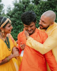 Swarnaa Rajalingam Most Liked Photos and Posts