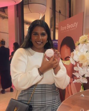 Swarnaa Rajalingam Instagram - It was like we were two kids in a candy store at the House of Sephora event yesterday!!! Thank you so much for having us @sephoraaus and giving us a sneak peek into alllll the exciting launches to come! We had an absolute blast meeting all the brands, learning about their launches, having more conversations on how we can continue to drive better diversity and inclusion in campaigns and create products for a wider shade range and complexion. This is why these events matter and having more of us there! Get excited guys because so many of your fav brands are coming out with some really epic launches that we are sure you’ll love! Swipe to see all the action! 

#sephoraANZ

[House of Sephora, Sephora PR event, Sephora launches]