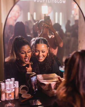 Swarnaa Rajalingam Instagram - Earlier this year I mapped out the brands I wanted to work with on my vision board and @fentybeauty has been right at top. Now to actually bing invited for a massive launch is a pinch me moment! @badgalriri her confidence, her music and now this insane brand  she has brought to life - ASDFGH! Her brand has brought so many of us from out of the shadows into the limelight of the beauty space in a way where we feel celebrated. I’m just feeling all kinds of gratitude to being in this space amongst all these other talented creatives across Australia and New Zealand with my gurrrl by my side celebrating the launch of the Soft’Lit foundation. If you’ve read this far please don’t give up on your dream partnerships, dream collaborations, dream projects and aspirations ✨ keep dreaming because it’s all on its way! While you’re at it don’t forget to check out the new range because you know miss riri doesn’t misss!! 🔥 

[Fenty PR event, Fenty Soft’Lit Foundation, Fenty Foundation, SoftLitGlow] 

#SoftLitGlow