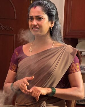 Swathi Konde Instagram - #nandini 😍🫰🏻❤️

#moondrumudichu ❤️

blouse @sujathasamrudh